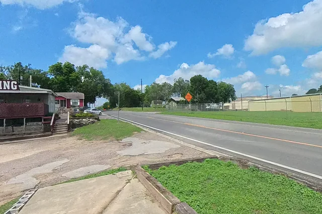 Dewarped 360 audit frame from parking boundary at 6:21 during the May 25, 2026 Sunken Gardens property walk.