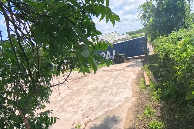 Dewarped 360 audit frame from frontage horseshoe at 11:15 during the May 25, 2026 Sunken Gardens property walk.