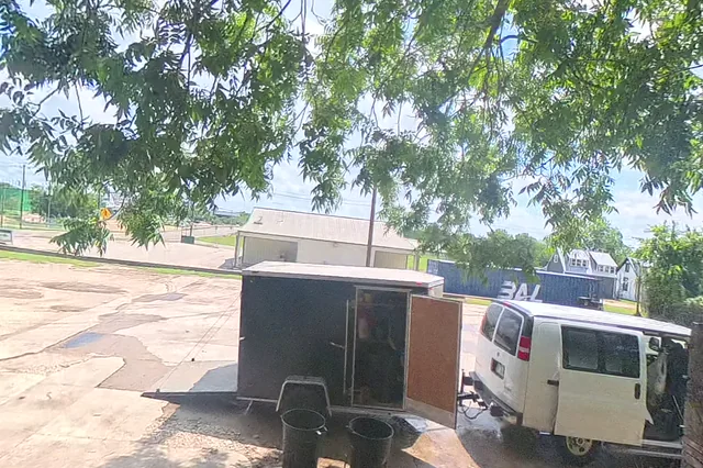 Dewarped 360 audit frame from stone patio and courtyard at 15:50 during the May 25, 2026 Sunken Gardens property walk.