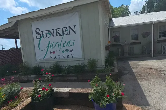 Dewarped 360 audit frame from stone patio and courtyard at 17:21 during the May 25, 2026 Sunken Gardens property walk.
